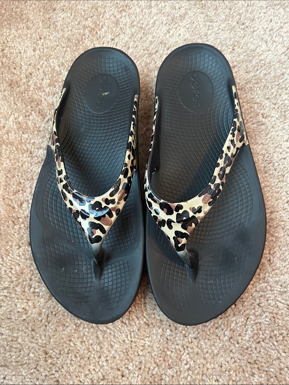 OOFOS Leopard Flip Flops